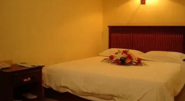 Universal Jinghang Airport Hotel, Rezerwuj Hotel Pekin Pekin