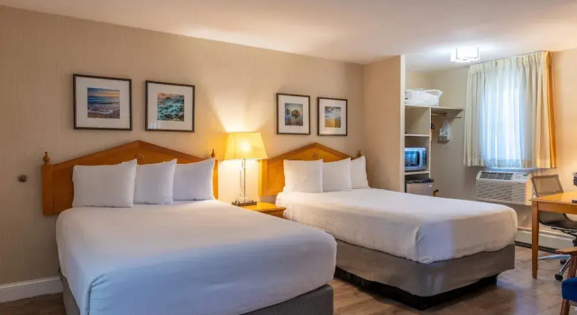 Полулюкс Port Inn and Suites Portsmouth, an Ascend Collection Hotel
