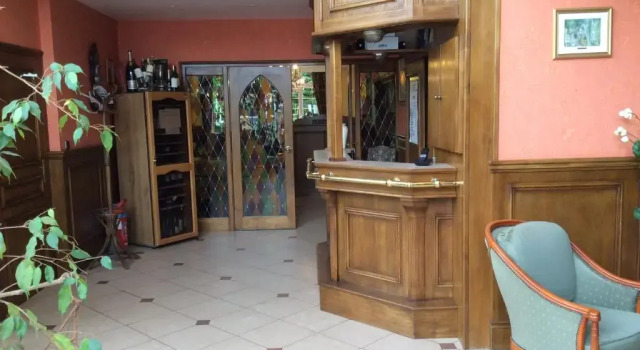 Hostellerie De Le Wast - Château Des Tourelles, Đặt Khách sạn Le Wast 