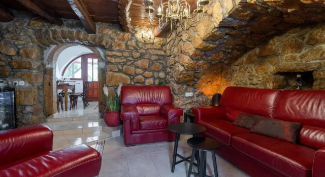 House Stone Lady, Prenota Hotel Hotel a Isole Quarnerine con parcheggio, Parcheggio