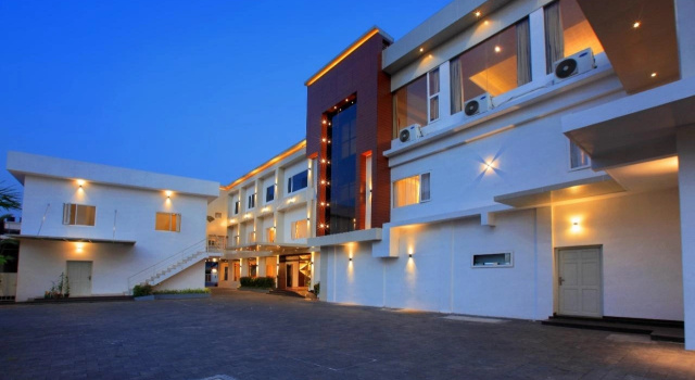 RAAS Residency, Забронировать Отель Бизнес-отели Эрнакулам, 4* 5*