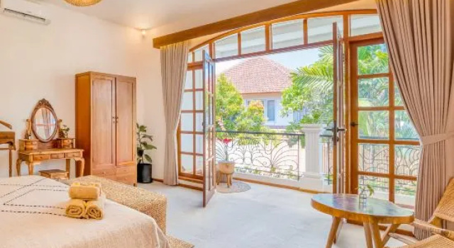 Villa San Diego - 4BR w Private Pool & Garden, Varaa Villa Mökit kohteessa Bali, Mökki