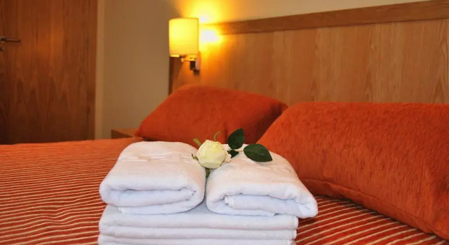 Apartamentos Marsil, Book Apartment Outeiro 