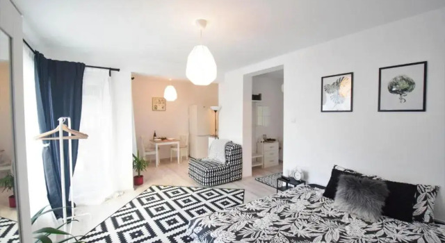 Frunzisului 110, Varaa Hotelli Cluj-Napoca 