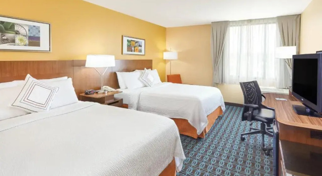 Четырёхместный номер Standard Fairfield Inn and Suites Chicago Lombard