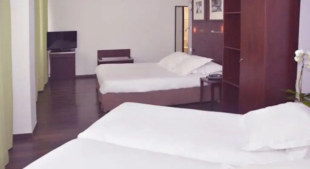 Семейный номер Standard Hôtel Du Centre Annemasse