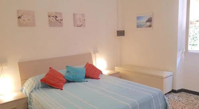 Marcos Love Nest