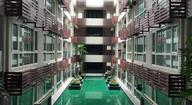 Cozy Studio Walk to BTS Free Wi-Fi Great Location