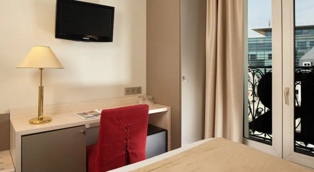 Одноместный номер Standard Hotel Fertel Maillot