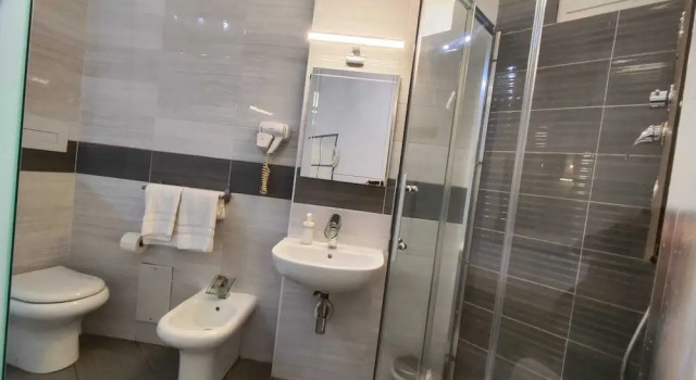 Полулюкс Living Bed and Breakfast