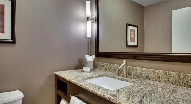 Люкс c 1 комнатой Hampton Inn & Suites Shreveport