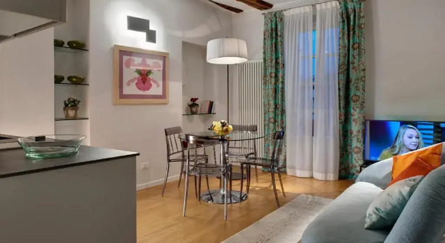 Апартаменты c 1 комнатой с балконом Piazza Vittorio Suites