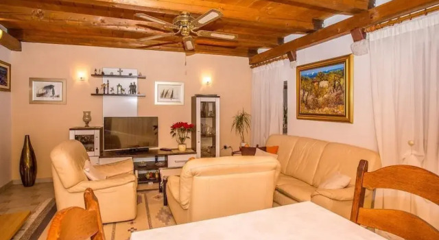 Holiday House Tina Seget