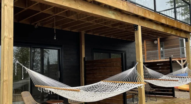 Люкс Luxury Stone Cove Waterfront Adults Only B&B