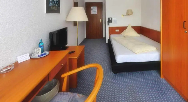 Номер Standard City Hotel Mark Michelstadt