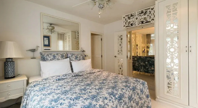 Hua Hin Beach Villa by Passionata, Забронировать Вилла Отели Хуахин 3 звезды, рядом с Hua Hin Bus Station, 3*