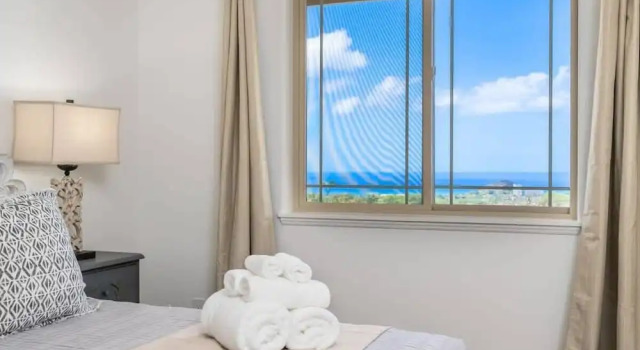 Коттедж с 4 комнатами @ Marbella Lane - Stylish House + Impressive Views
