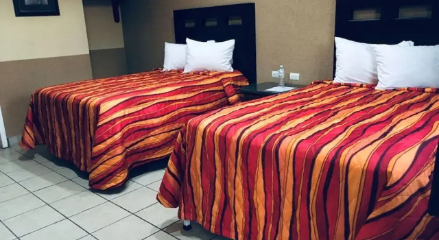 Río hotel, Rezervovat Hotel Hotely v Chihuahua se snídaní, Snídaně