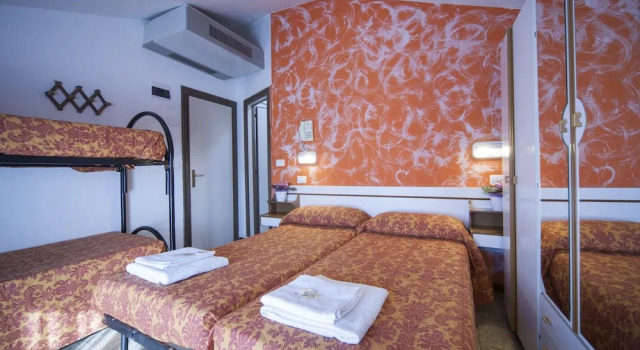 Трёхместный номер Standard Luna Hotel Rimini