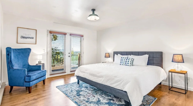 Lake View Getaway in Hayden, Buchen Sie Ferienhaus Clarksville USA