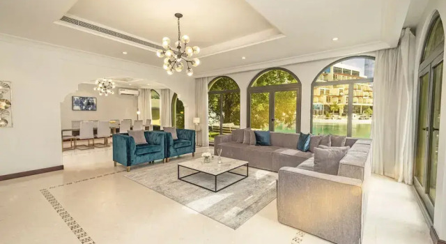 LUX Holiday Home - Frond P 1
