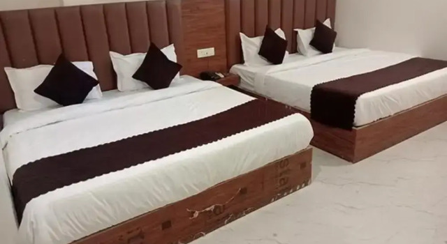 Номер Standard Fabhotel Shaurya Inn I