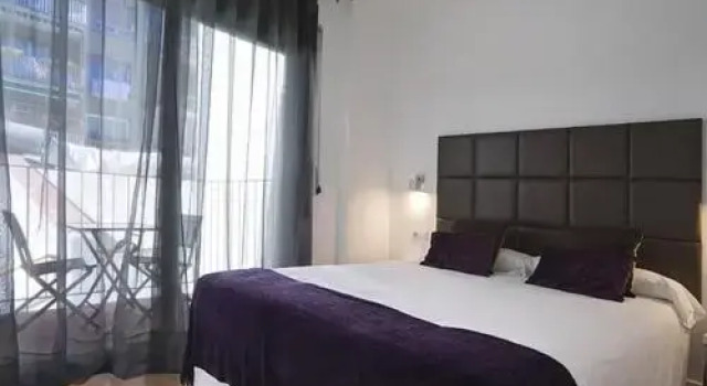 Be Happy Best Apartments, Забронировать Апартаменты/квартира Грасиа Барселона, рядом с Jove Regina Theatre