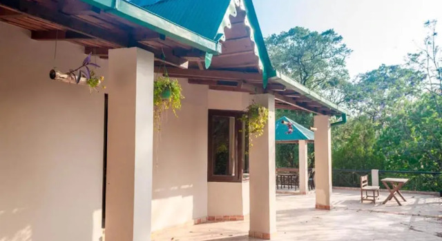 The Camphor Tree - Pura Stays, Rezervovat Hotel Pangot Uttarakhand