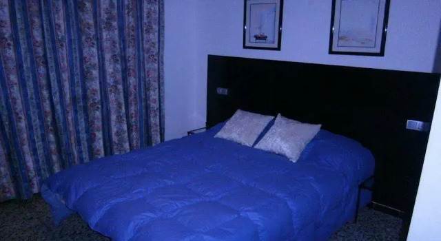 Pensión Don Pepe, Book Hotel Billige hoteller i Alt Empordà