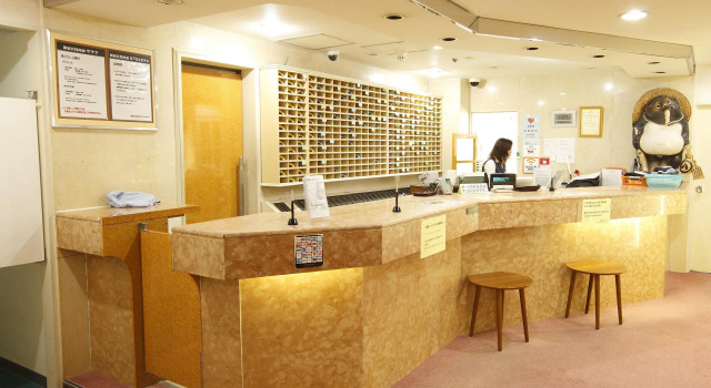 Shinjuku Kuyakusho-mae Capsule Hotel