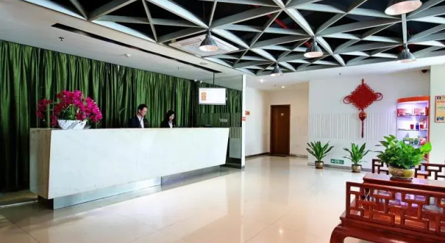 Garden Inn Gangding, Boek Hotel Hotels in Guangdong met parkeren, Parkeren