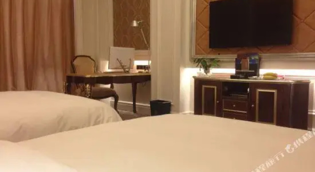 Zhaoshang Center Hotel, Boek Hotel Bazhong Sichuan