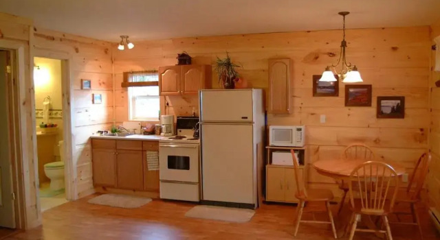 Коттедж c 1 комнатой Sea Parrot Ocean View Manor