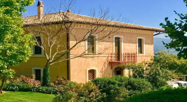 Pool Villa - Spoleto Tranquilla - A Sanctuary of Dreams and Peace+ Yoga Studio, Varaa Villa Spoleto Umbria
