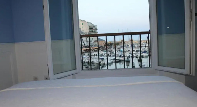 Tres Bel Appartement Vieux Port De Bastia, Забронировать Апартаменты/квартира Апартаменты Бастия, рядом с Пляж Тога, Апартаменты/квартира