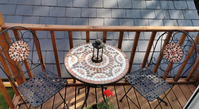 Апартаменты Victoriana Apartment - Private Balcony