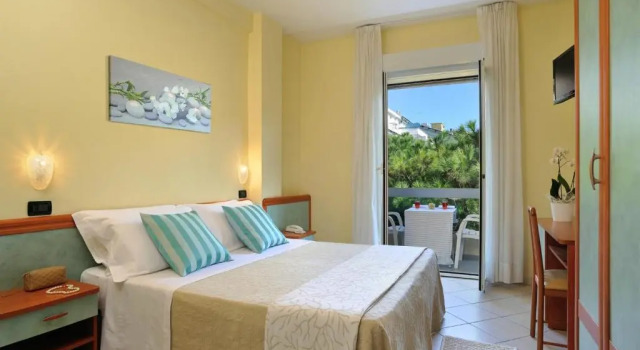 Номер Comfort Hotel Riviera B&B