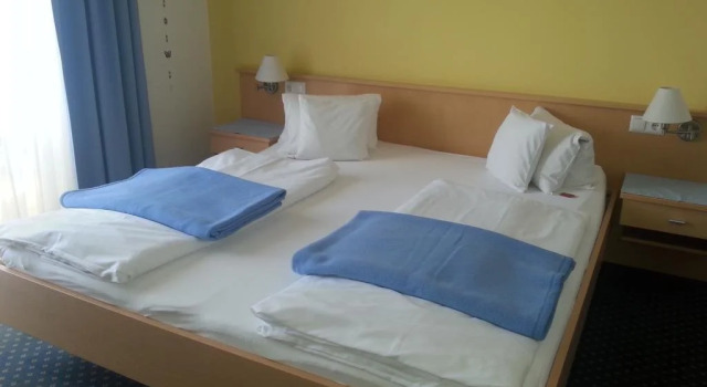 Pension Schmidt, Book Hotel Podersdorf am See 