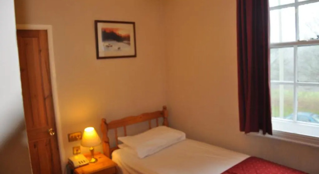 Одноместный номер Standard The Roundabout Hotel
