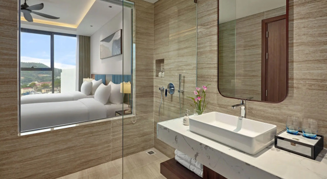 The Watson Premium HaLong Hotel, Забронировать Отель Халонг Бухта Халонг