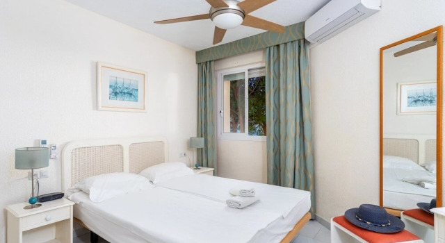 Close to sports and the beach, Rezervați Hotel Riviera del Sol Spania
