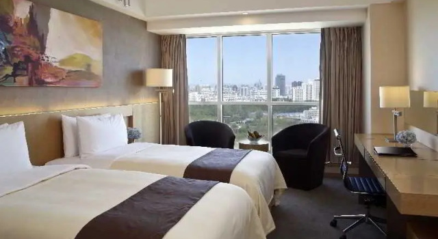 Hotel Jen Upper East Beijing, Book Hotel Hoteller i Beijing Province med parkering, Parkering