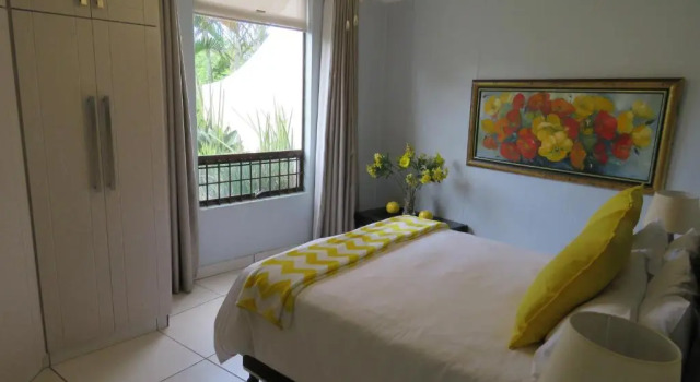 Breakers Resort 130 Umhlanga Beachfront, Забронировать Курортный отель Умхланга Durban North Coast