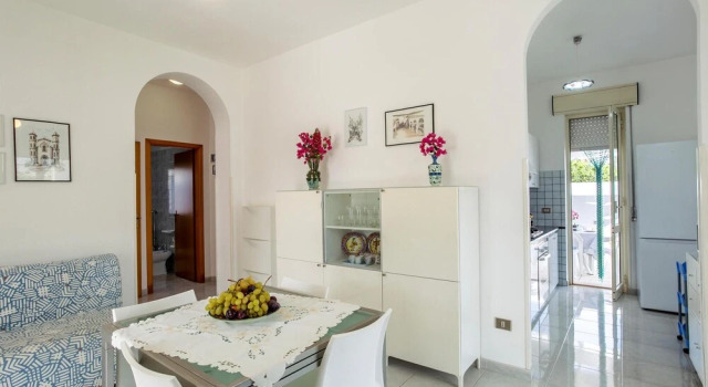 Stunning Apartment in Reitani Noto With Wifi and 3 Bedrooms