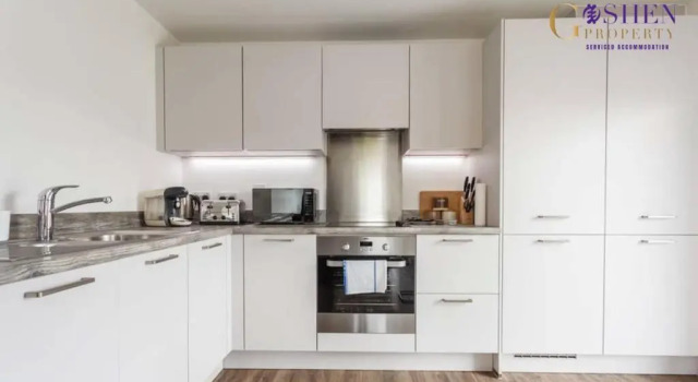 Апартаменты 2 Bedroom Apartment Chapel Riverside at Goshen Property Serviced Accommodation Southampton, Free WiFi & Parking