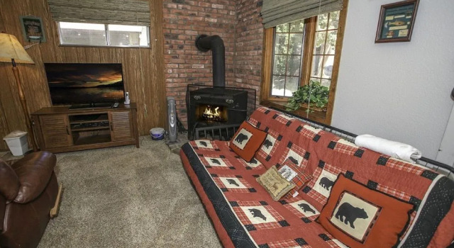 Bear Mountain Retreat, Забронировать Отель Биг-Бэар-Сити San Bernardino Mountains