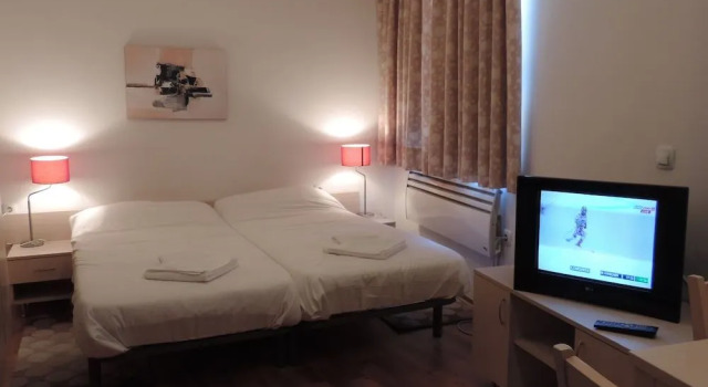 Gondola Apartments & Suites, Prenota Appartamento Hotel SPA a Blagoevgrad, SPA