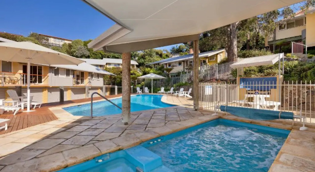 Апартаменты с 2 комнатами Tathra Beach House Holiday Apartments
