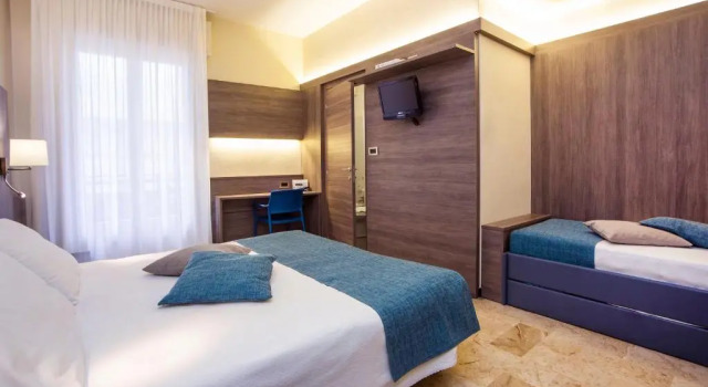Семейный номер Superior Hotel Mediterranée