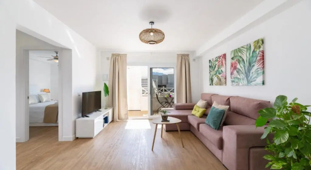 Flower Beach Suite 16